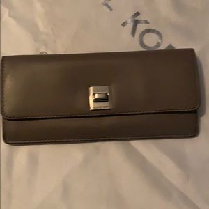 MK wallet